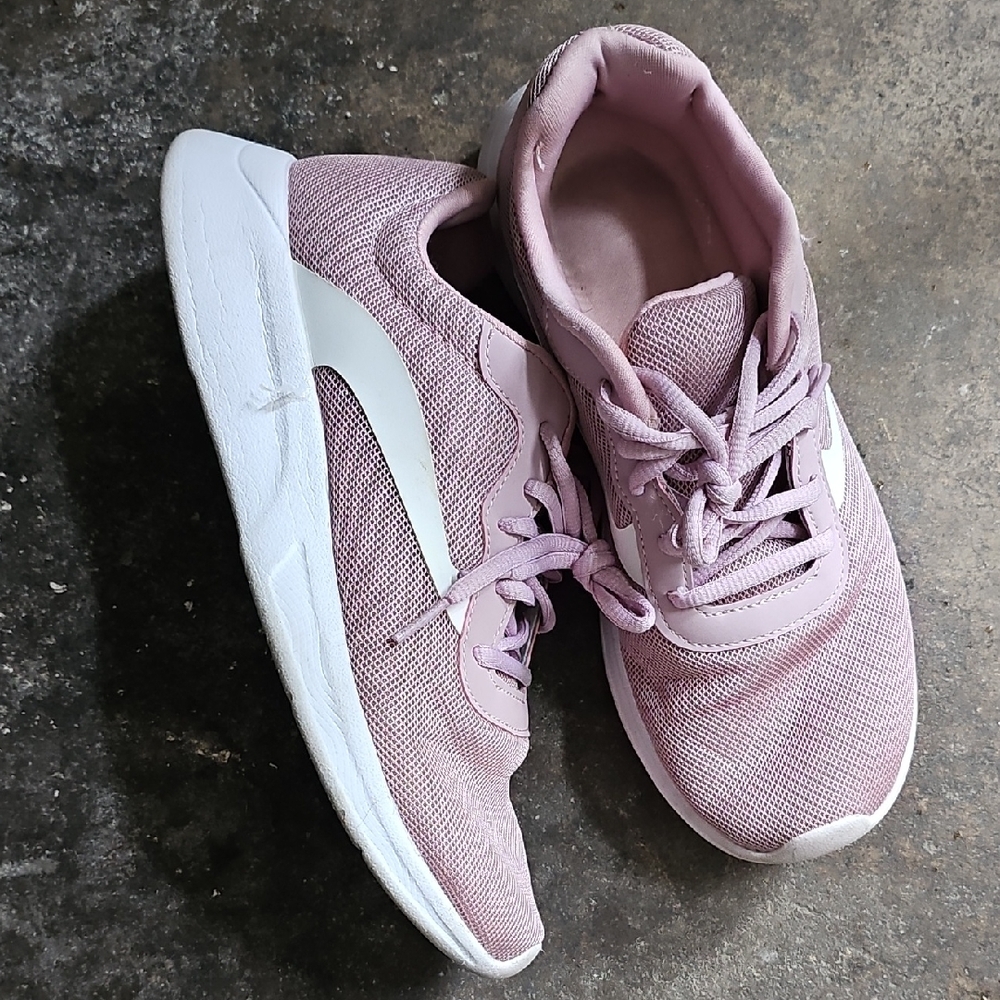 Women's Pink Athletic Shoes